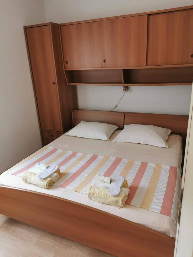 Vita Apartments Zrnovo Exterior photo